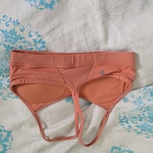 Lululemon sports bra